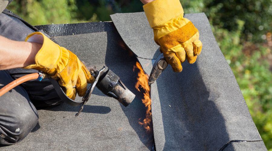 Professional flood damage restoration services in Dry Ridge, KY